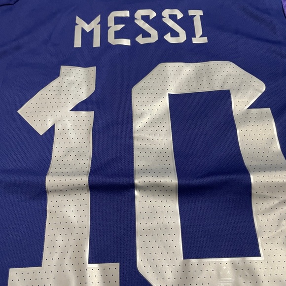 Adidas Argentina Messi away jersey 2022/23 - Picture 8 of 9